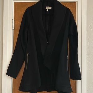 BCBG Generation casual navy blue jacket size M. Excellent condition.